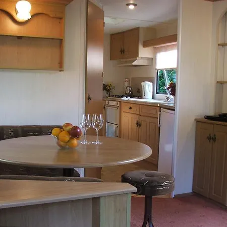 Flemings White Bridge Self-catering Mobile Hire 홀리데이파크 4*